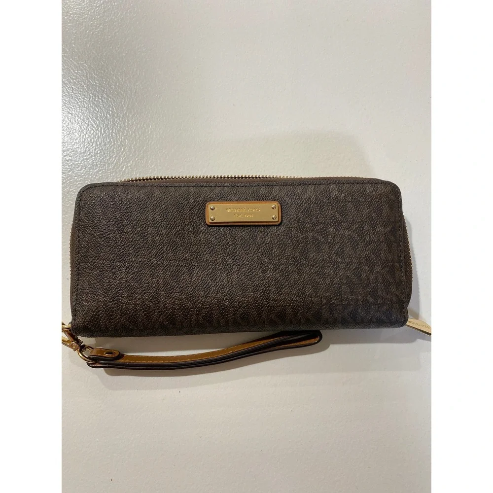 Michael Kors Jet Set Travel Continental Wristlet Wallet Brown Logo Gold Hardware